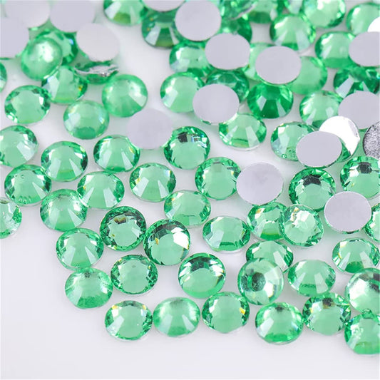 1500 Pieces SS16 4mm Flatback Rhinestones Clear Glass Round Gems Crystals for Nail Art DIY Crafts Clothes Shoes Bags (Green)
