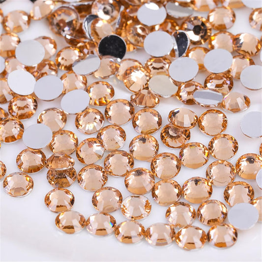 1500 Pieces SS16 4mm Flatback Rhinestones Clear Glass Round Gems Crystals for Nail Art DIY Crafts Clothes Shoes Bags (Champagne)