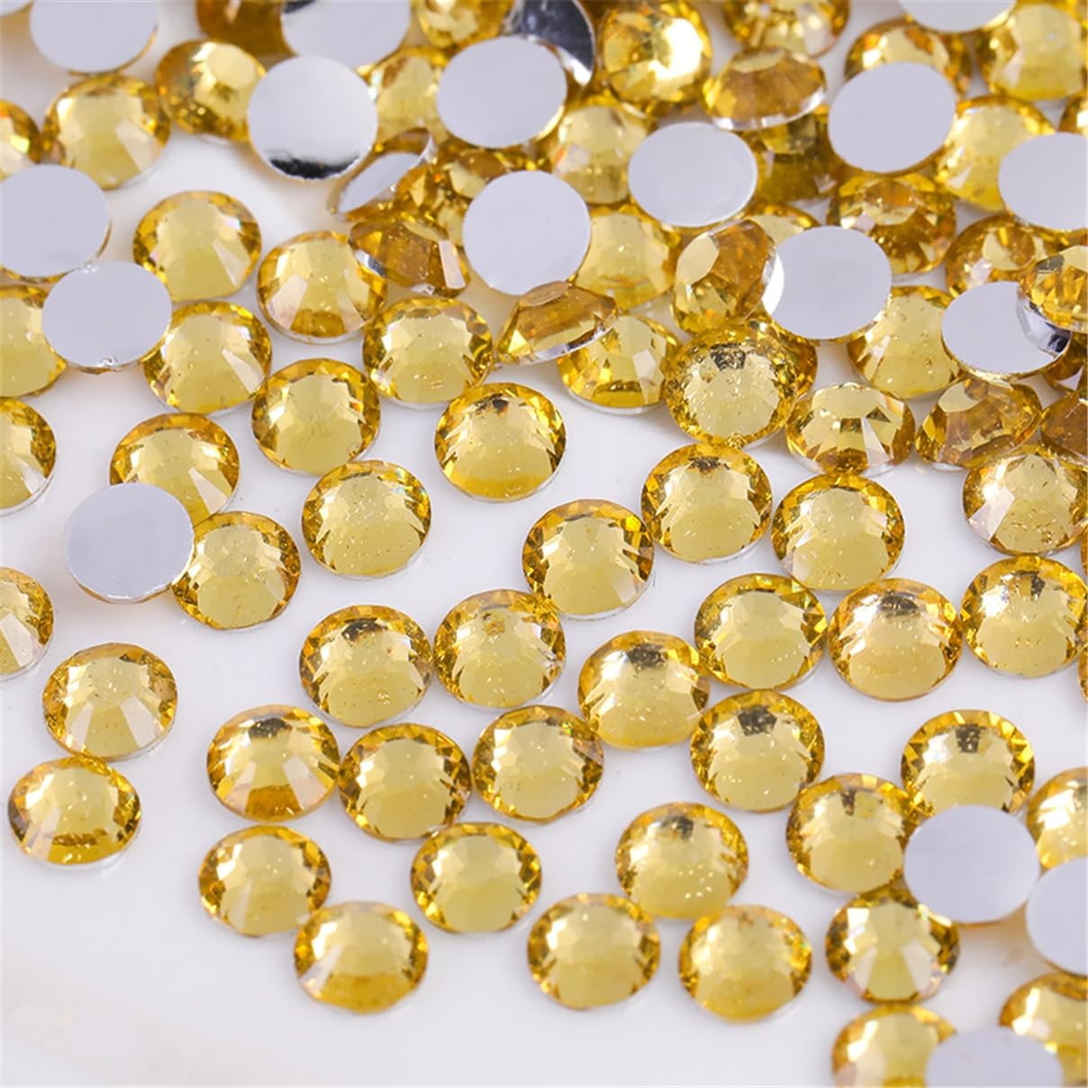 1500 Pieces SS16 4mm Flatback Rhinestones Clear Glass Round Gems Crystals for Nail Art DIY Crafts Clothes Shoes Bags (Crystal Yellow)