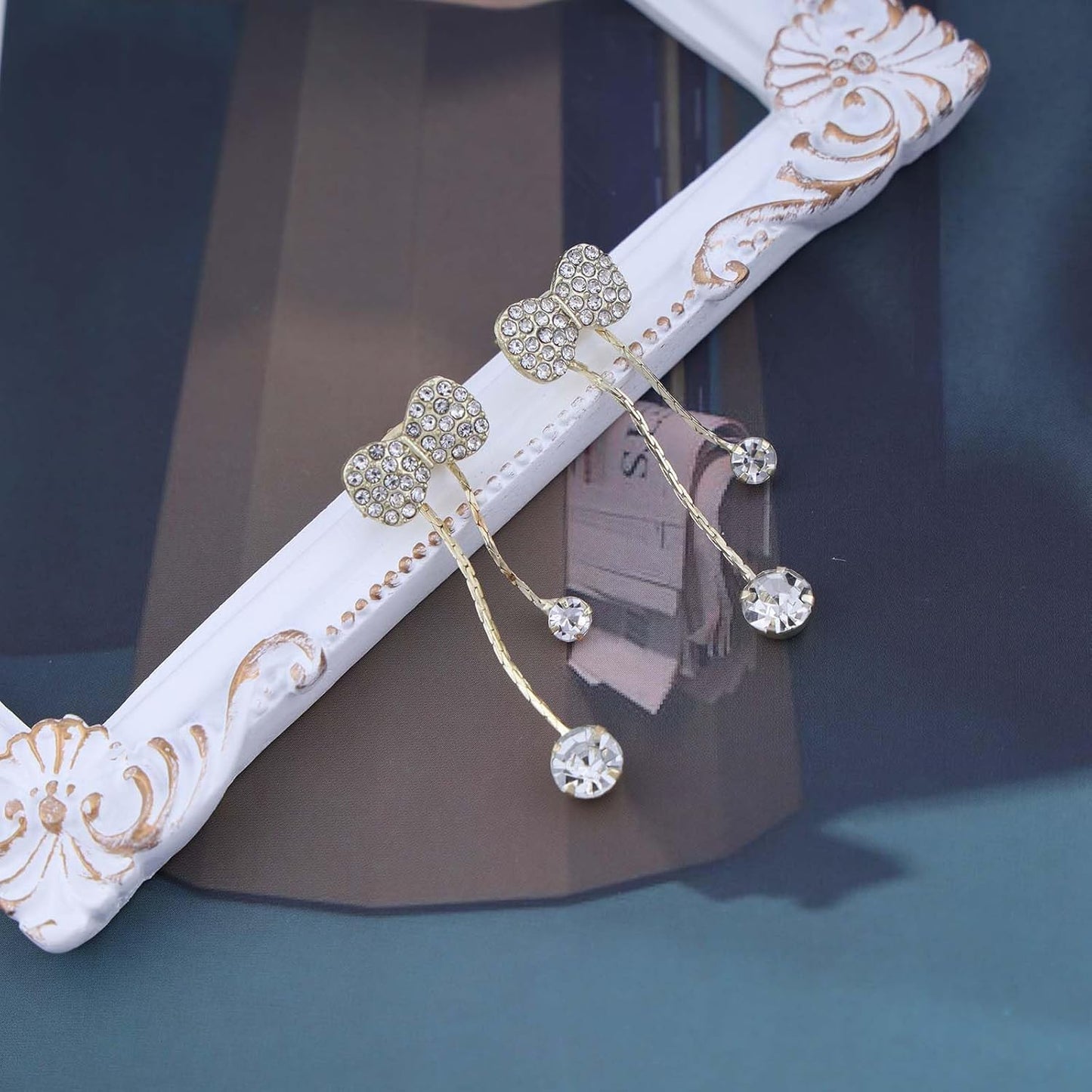 Vintage Crystal Bow Chain Drop Earrings Long Rhinestone Chain Earrings Cz Chain Tassel Earrings Gold Bowknot Stud Earrings Jewelry for Women