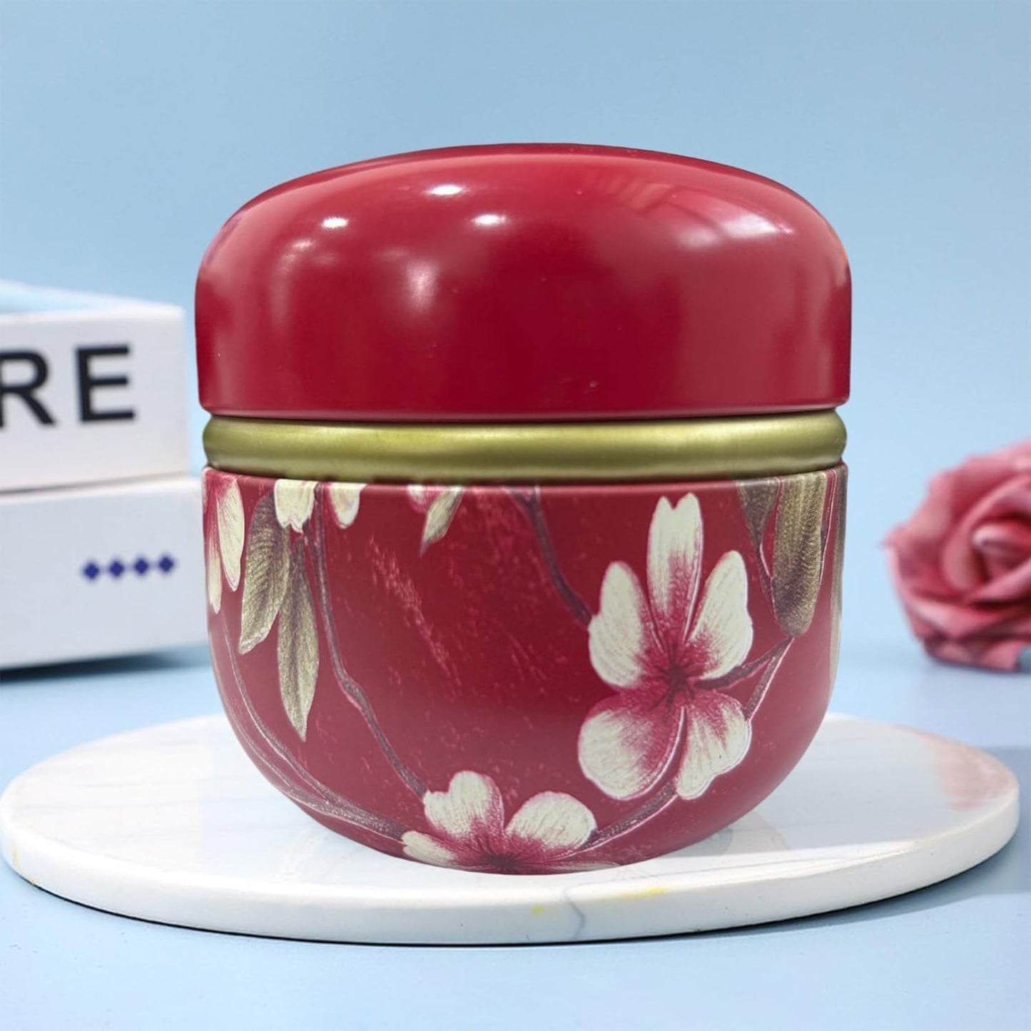 Body Powder Puff and Container for Dusting Powder, Women Powder Puff and Powder Case for Bath and Travel (Red Future)