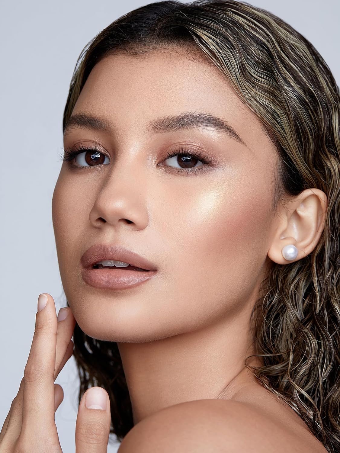 SHEGLAM Cream Highlighter Stick Long Lasting Brightening Non-Caking Highlighter Makeup - Tea Cake