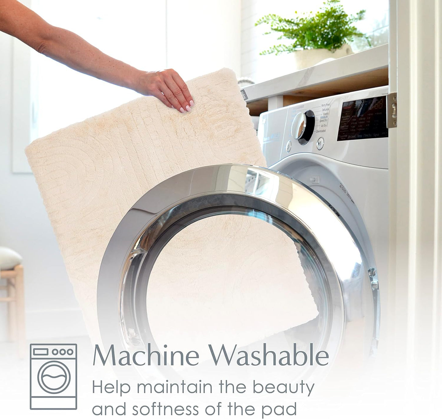 Pure Enrichment® PureRadiance™ Ultra-Wide Luxury Heating Pad for Cramps & Back Pain Relief, Patented Design, Soft Faux Fur & Micromink, 6 Heat Settings, Machine Washable, Large, 20”x24” (Golden Sands)