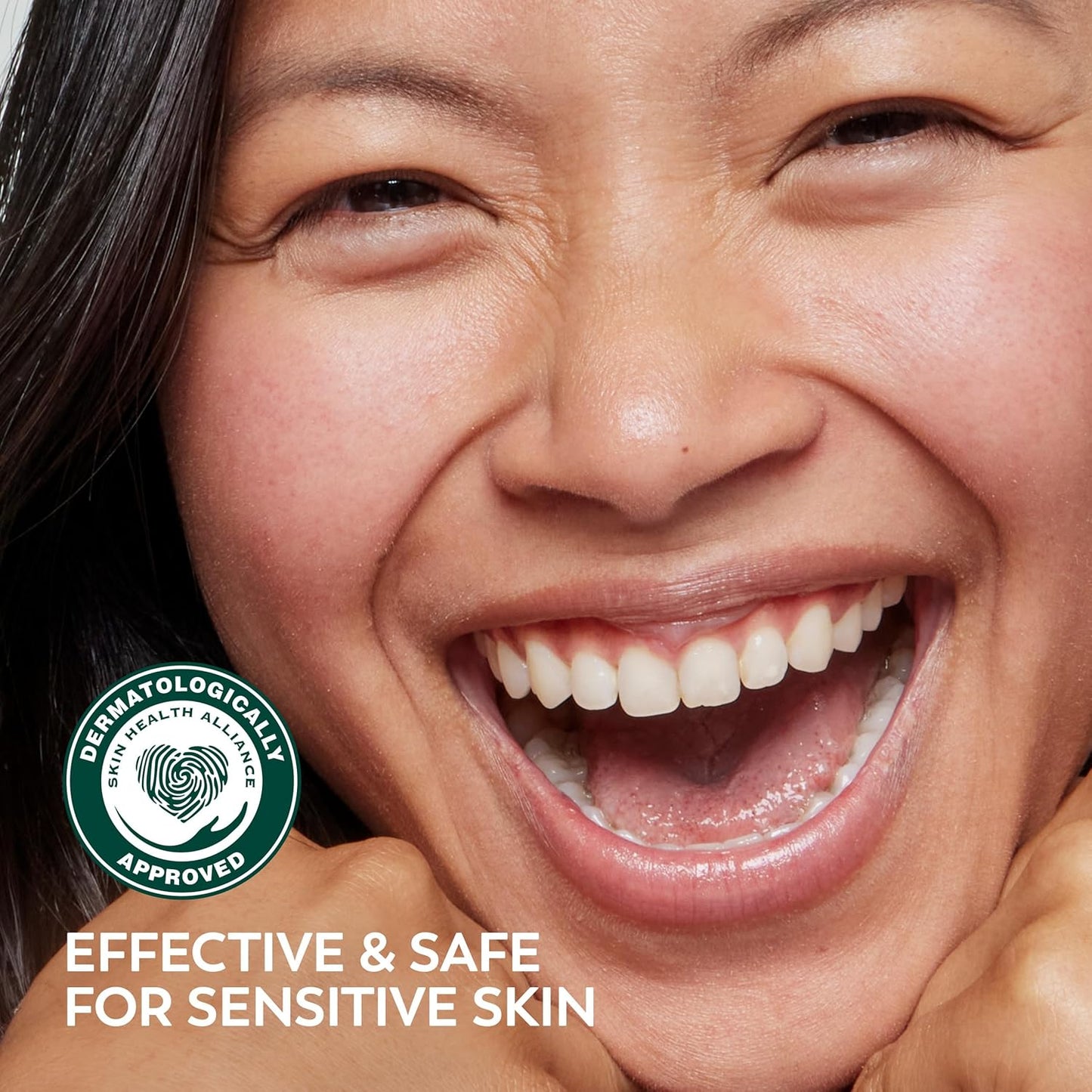 Olay Complete+ Face Moisturizer with Sunscreen SPF 40, For Sensitive Skin, Broad Spectrum Sun Protection, Fragrence-Free - No White Cast on All Tones, Nourishes Moisture Barrier - Ceramides, 6 Oz