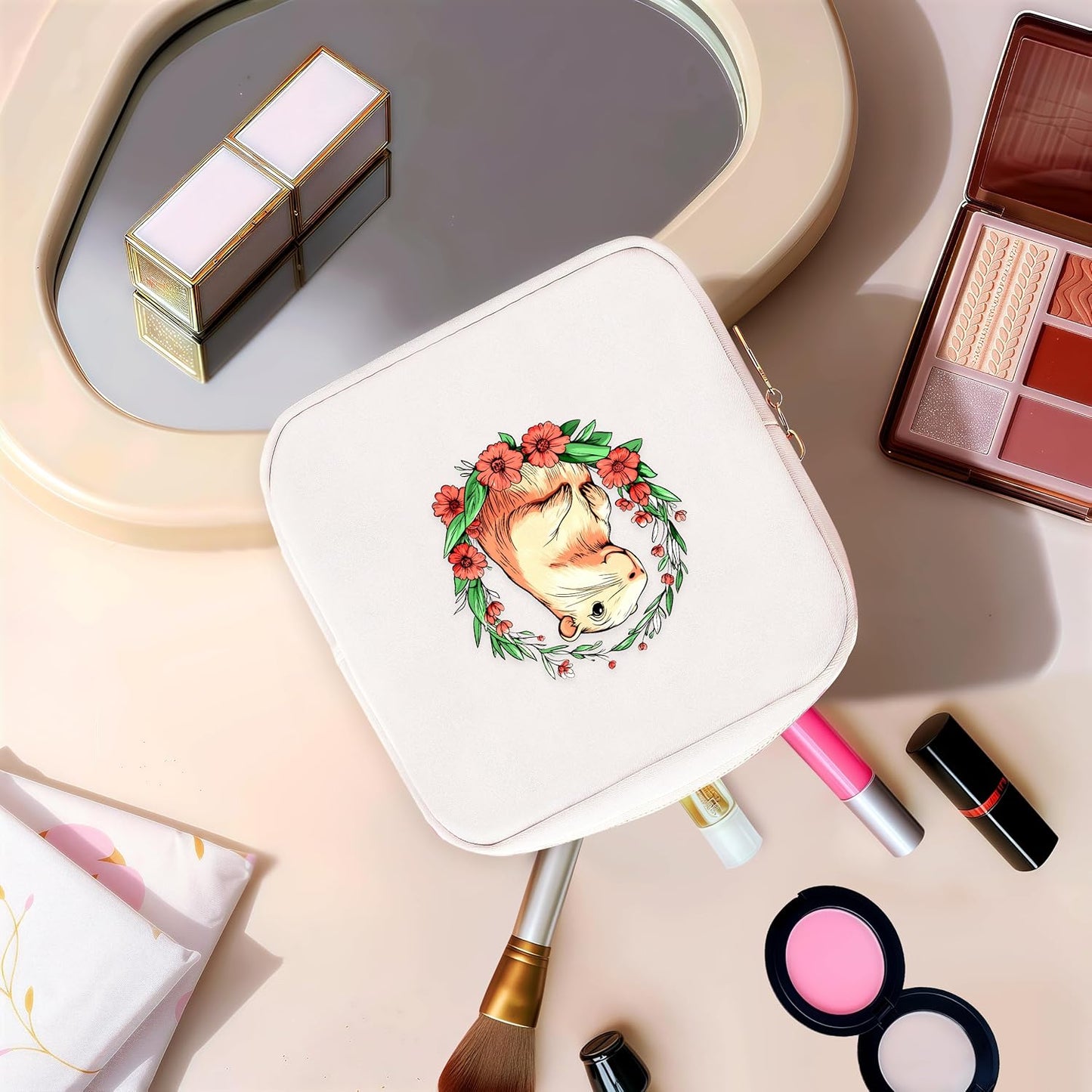 Capybara Mini Makeup Bag, Capybara Gift For Women Girls, Cute Portable Zipper Pouch Cosmetic Bag For Teen Girls Kids, Small Storage Bag For Sanitary Pad, Period napkin bag!